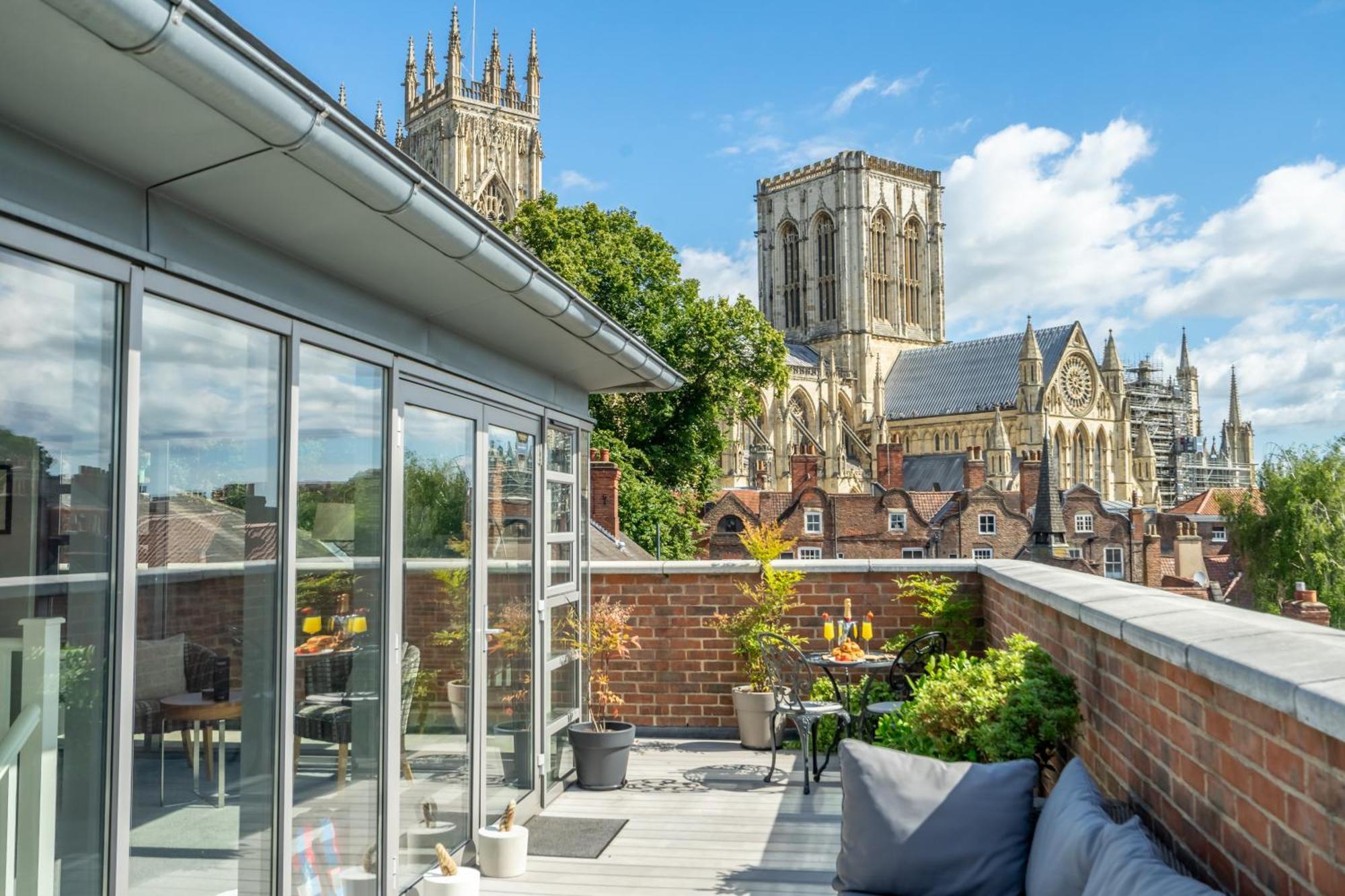 11 Stonegate Court Apartamento York Exterior foto