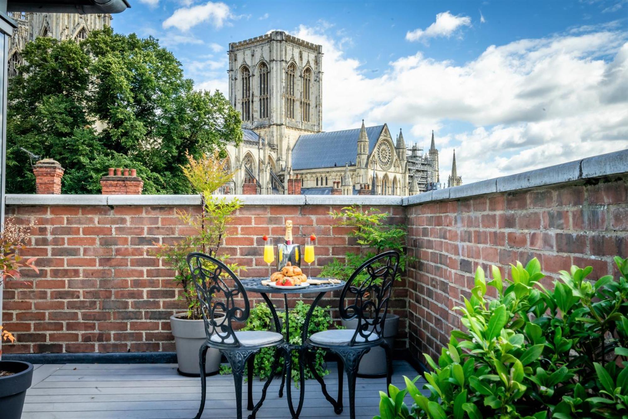 11 Stonegate Court Apartamento York Exterior foto